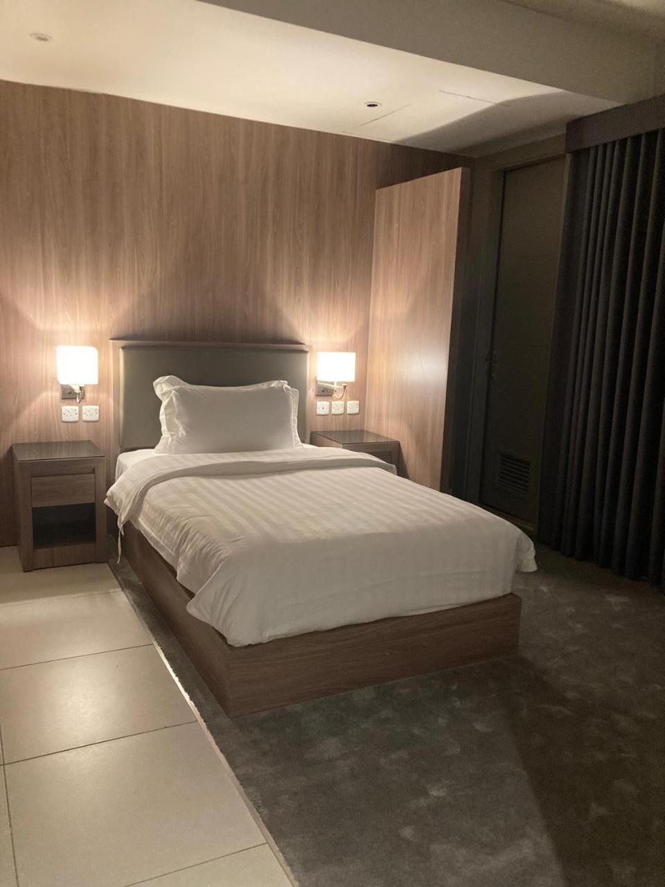 Aparthotel Land Walk Al Aqiq